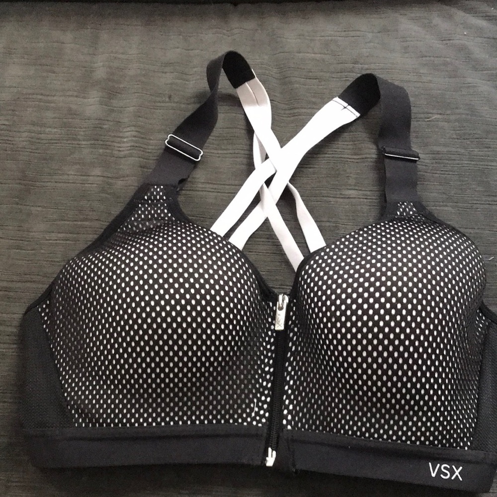 Vintage Victoria’s Secret VSX black and white sports bra in size 34B